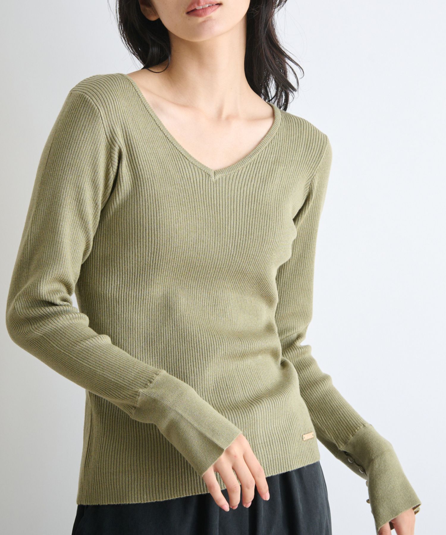 【60％OFF】モイスチャーメイクアップVニット